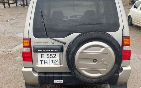 Mitsubishi Pajero Mini II, 2001 год, 500 000 рублей, 3 фотография