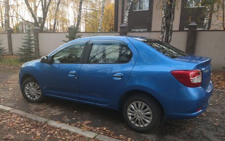 Renault Logan II, 2015 год, 699 999 рублей, 6 фотография