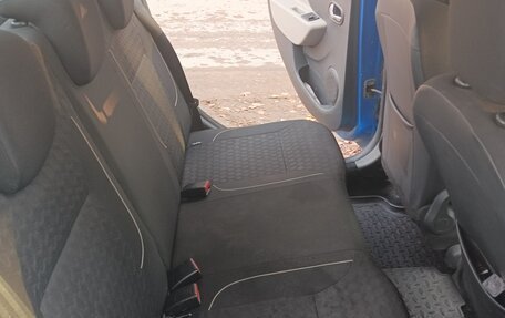 Renault Logan II, 2015 год, 699 999 рублей, 8 фотография