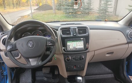 Renault Logan II, 2015 год, 699 999 рублей, 13 фотография