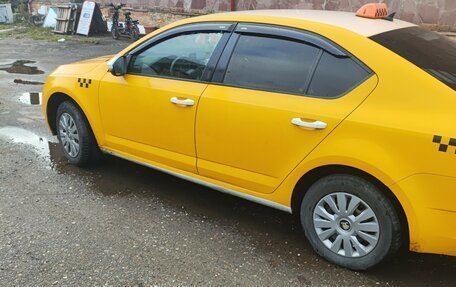 Skoda Octavia, 2018 год, 800 000 рублей, 2 фотография