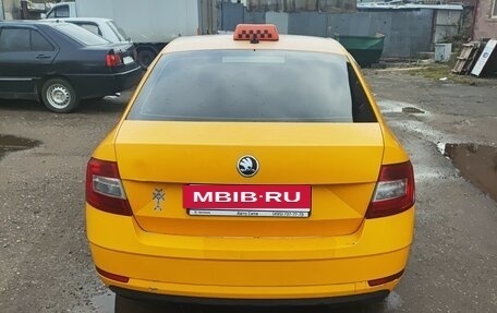 Skoda Octavia, 2018 год, 800 000 рублей, 3 фотография