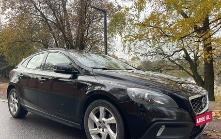 Volvo V40 II рестайлинг, 2015 год, 1 580 000 рублей, 8 фотография