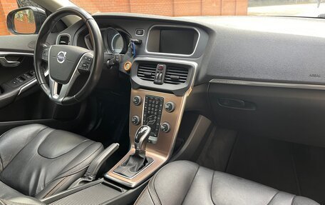 Volvo V40 II рестайлинг, 2015 год, 1 580 000 рублей, 17 фотография