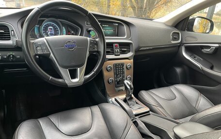 Volvo V40 II рестайлинг, 2015 год, 1 580 000 рублей, 20 фотография