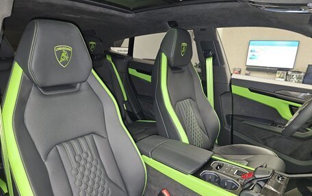 Lamborghini Urus I, 2025 год, 45 900 000 рублей, 16 фотография