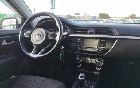 KIA Rio IV, 2018 год, 1 290 000 рублей, 10 фотография