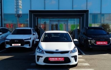 KIA Rio IV, 2018 год, 1 290 000 рублей, 2 фотография