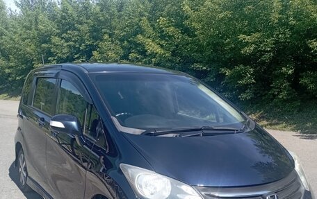 Honda Freed I, 2009 год, 989 000 рублей, 1 фотография