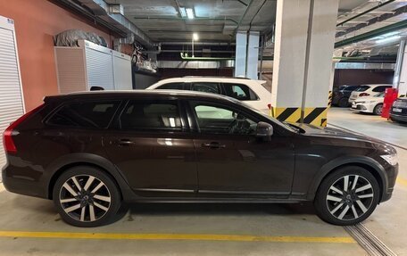 Volvo V90 Cross Country I рестайлинг, 2019 год, 4 000 000 рублей, 5 фотография