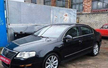 Volkswagen Passat B6, 2010 год, 800 000 рублей, 3 фотография