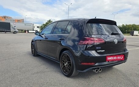 Volkswagen Golf VII, 2019 год, 2 350 000 рублей, 7 фотография