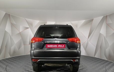 Mitsubishi Pajero Sport II рестайлинг, 2013 год, 1 675 000 рублей, 8 фотография