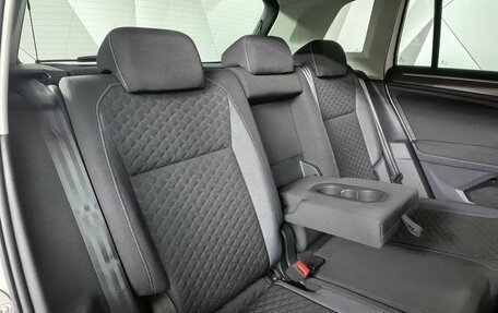 Volkswagen Tiguan II, 2018 год, 2 298 000 рублей, 11 фотография