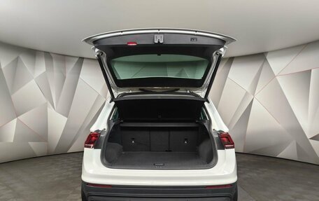 Volkswagen Tiguan II, 2018 год, 2 298 000 рублей, 14 фотография