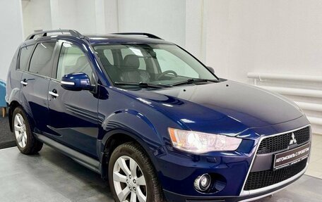Mitsubishi Outlander III рестайлинг 3, 2011 год, 1 199 000 рублей, 3 фотография