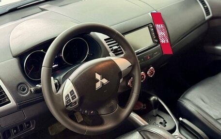 Mitsubishi Outlander III рестайлинг 3, 2011 год, 1 199 000 рублей, 19 фотография