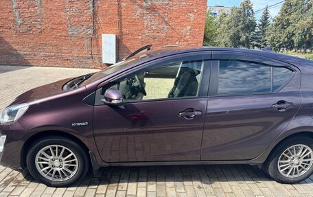 Toyota Aqua I, 2014 год, 1 100 000 рублей, 2 фотография