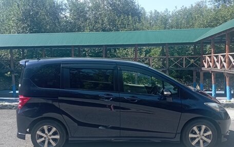 Honda Freed I, 2009 год, 989 000 рублей, 12 фотография