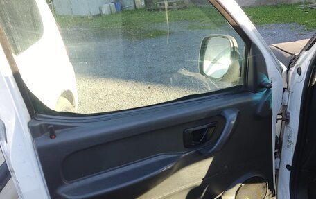 Peugeot Partner II рестайлинг 2, 2007 год, 185 000 рублей, 15 фотография