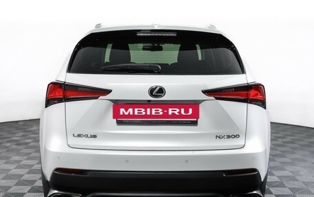 Lexus NX I, 2017 год, 3 650 000 рублей, 6 фотография