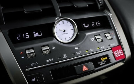 Lexus NX I, 2017 год, 3 650 000 рублей, 18 фотография