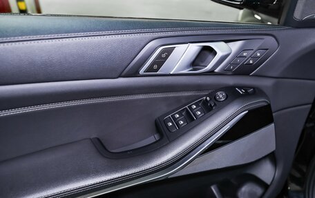 BMW X5, 2018 год, 5 900 000 рублей, 15 фотография
