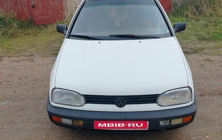 Volkswagen Golf III, 1996 год, 240 000 рублей, 1 фотография