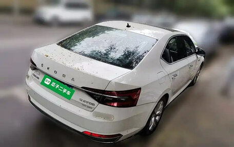 Skoda Superb III рестайлинг, 2021 год, 1 750 000 рублей, 2 фотография