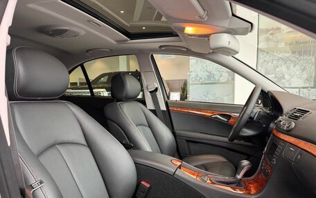 Mercedes-Benz E-Класс, 2008 год, 3 400 000 рублей, 32 фотография