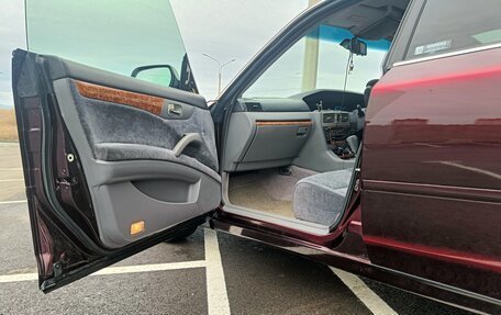 Nissan Gloria XI, 1999 год, 680 000 рублей, 7 фотография