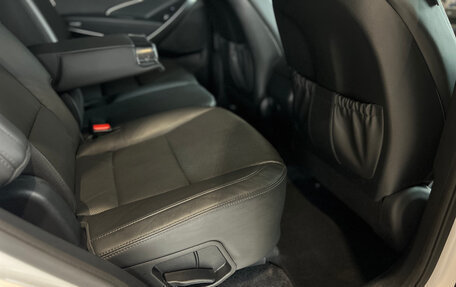 Hyundai Santa Fe III рестайлинг, 2018 год, 2 649 000 рублей, 23 фотография