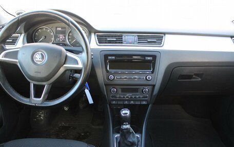 Skoda Rapid I, 2015 год, 799 000 рублей, 7 фотография