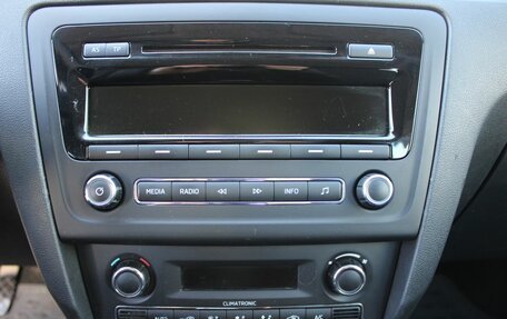 Skoda Rapid I, 2015 год, 799 000 рублей, 10 фотография