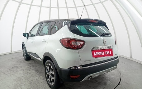 Renault Kaptur I рестайлинг, 2018 год, 1 650 000 рублей, 8 фотография