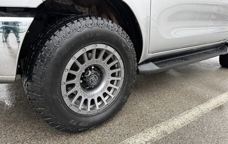 Toyota Hilux VIII, 2022 год, 4 100 000 рублей, 4 фотография