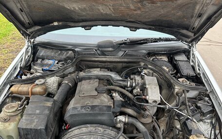 Mercedes-Benz E-Класс, 1993 год, 385 000 рублей, 9 фотография