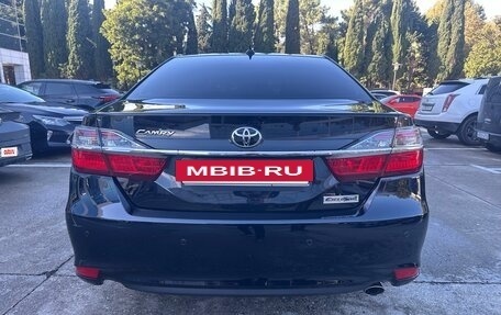 Toyota Camry, 2017 год, 2 499 999 рублей, 5 фотография