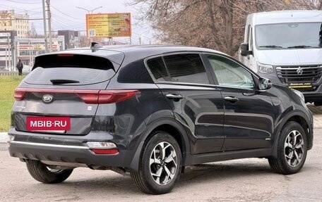 KIA Sportage IV рестайлинг, 2020 год, 2 495 000 рублей, 5 фотография