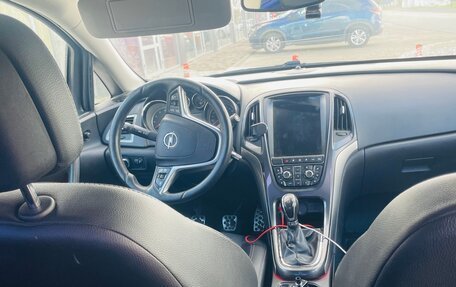 Opel Astra J, 2012 год, 900 000 рублей, 7 фотография