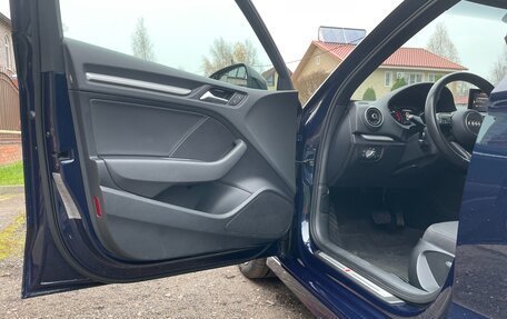 Audi A3, 2018 год, 1 930 000 рублей, 26 фотография