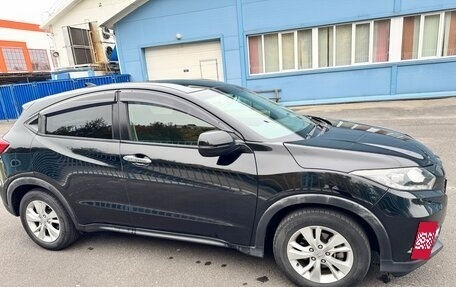 Honda Vezel, 2017 год, 1 650 000 рублей, 2 фотография