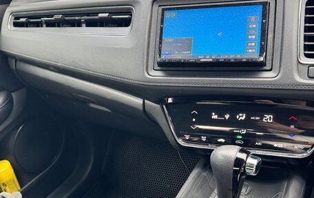 Honda Vezel, 2017 год, 1 650 000 рублей, 14 фотография