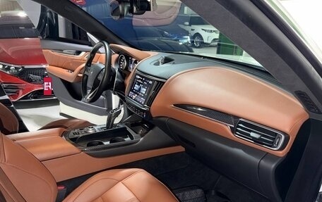 Maserati Levante I, 2022 год, 6 250 000 рублей, 14 фотография