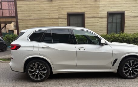 BMW X5, 2020 год, 6 800 000 рублей, 2 фотография