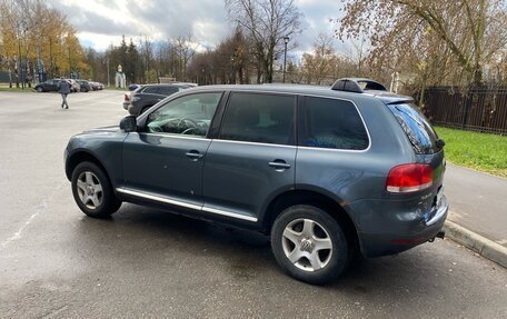 Volkswagen Touareg III, 2004 год, 670 000 рублей, 4 фотография