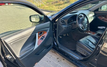 Toyota Camry, 2008 год, 1 000 000 рублей, 9 фотография
