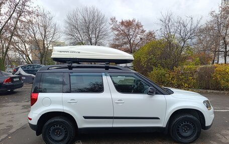 Skoda Yeti I рестайлинг, 2015 год, 1 290 000 рублей, 3 фотография