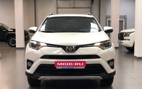 Toyota RAV4, 2016 год, 1 990 000 рублей, 7 фотография