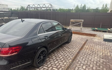 Mercedes-Benz E-Класс, 2014 год, 2 000 000 рублей, 12 фотография